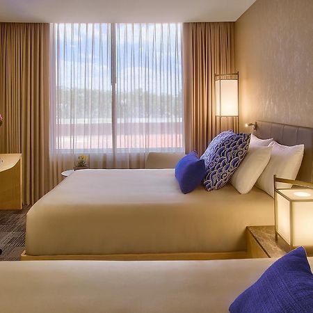 Galeria Plaza Irapuato Hotel Екстериор снимка