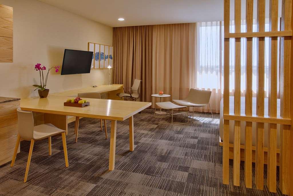 Galeria Plaza Irapuato Hotel Стая снимка