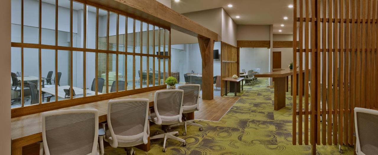 Galeria Plaza Irapuato Hotel Екстериор снимка